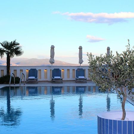 Amaryllis Hotel Apartments Толон Экстерьер фото