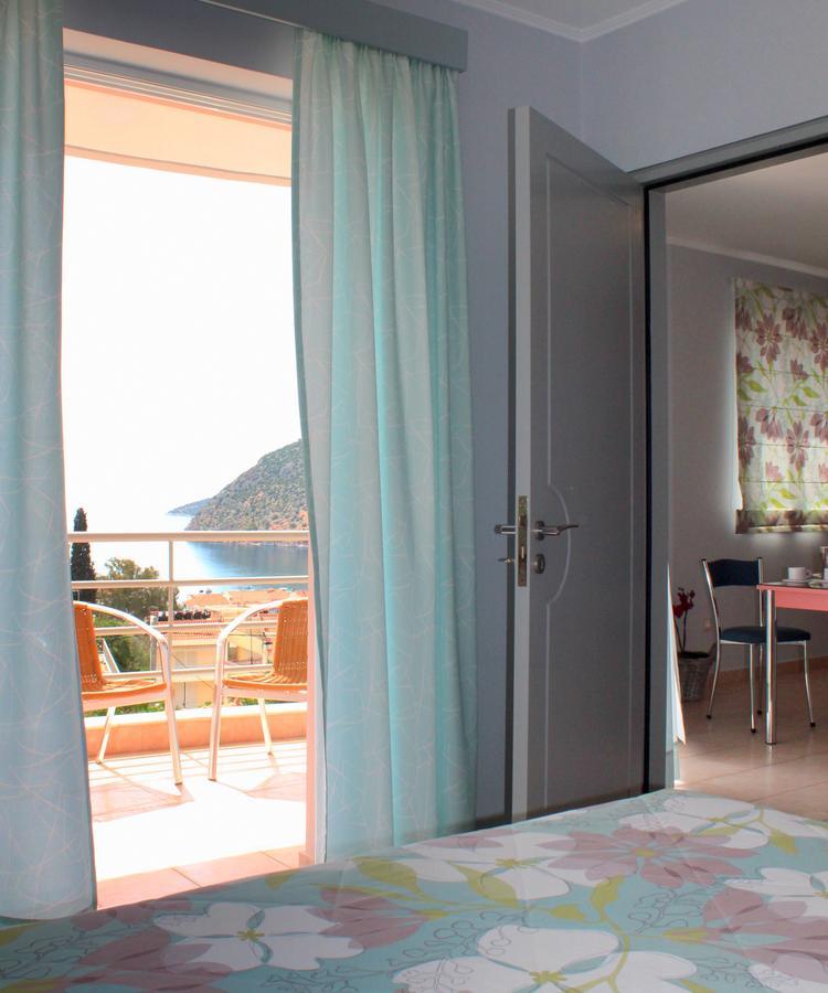 Amaryllis Hotel Apartments Толон Номер фото